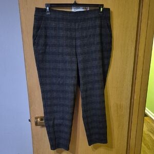 Max Studio Charcoal Checkered Pants